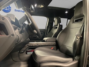 Vehicle image LAND ROVER Defender 110 4.4 V8 Octa Black