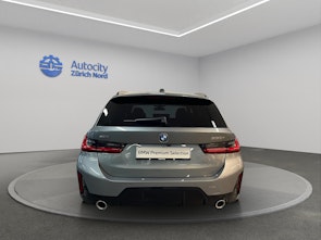 Vehicle image BMW 330i xDrive SAG Touring