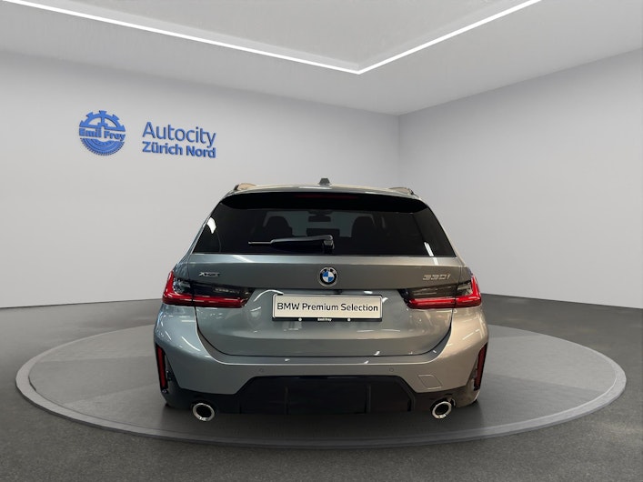 Vehicle image BMW 3 SERIES