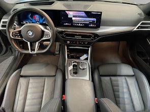 Vehicle image BMW 330i xDrive SAG Touring