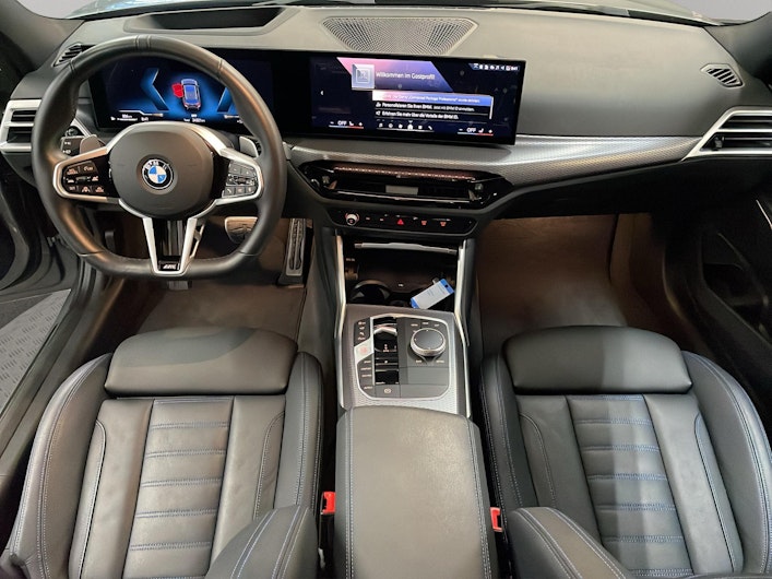 Vehicle image BMW 3 SERIES