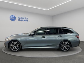 Vehicle image BMW 330i xDrive SAG Touring