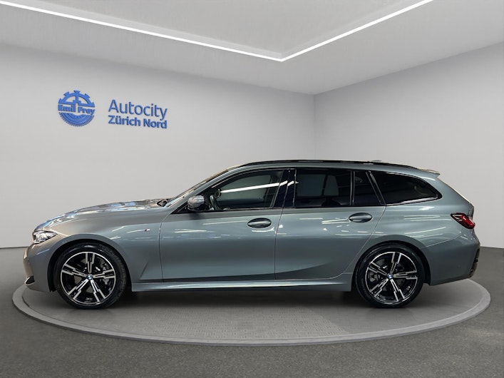 Vehicle image BMW 3 SERIES