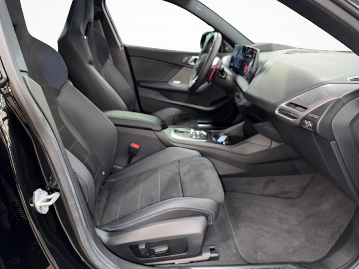 Vehicle image BMW 2 SERIES