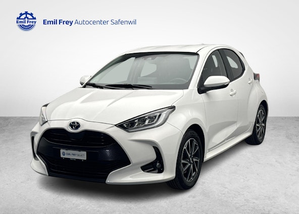 First vehicle image First vehicle image