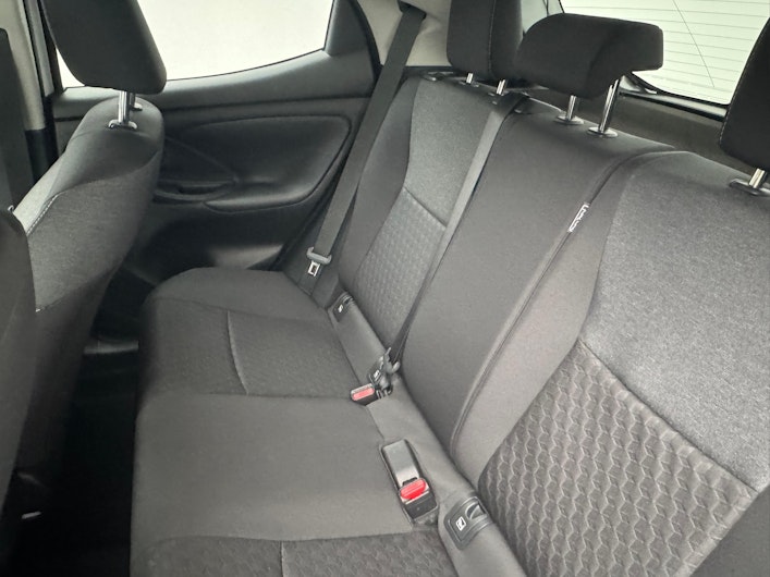 Vehicle image TOYOTA YARIS