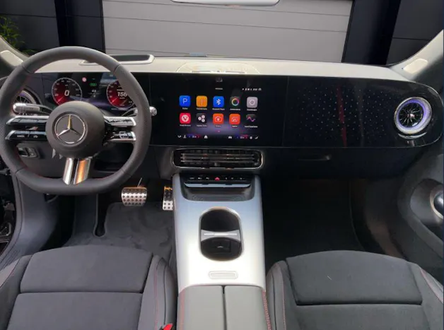 Mercedes-Benz CLA 350 4MATIC EQ Technology AMG Line