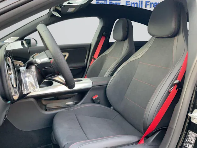 Mercedes-Benz CLA 350 4MATIC EQ Technology AMG Line