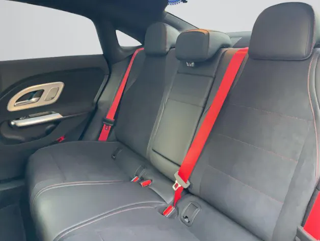 Mercedes-Benz CLA 350 4MATIC EQ Technology AMG Line