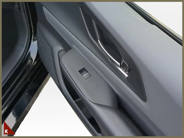 Toyota Prius 2.0 Plug-In-Hybrid Premium