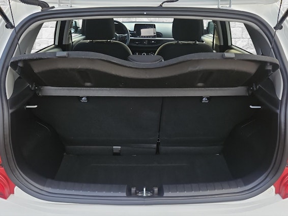 Vehicle image 8 Vehicle image 8