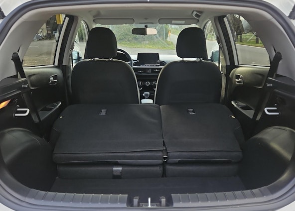 Vehicle image 9 Vehicle image 9