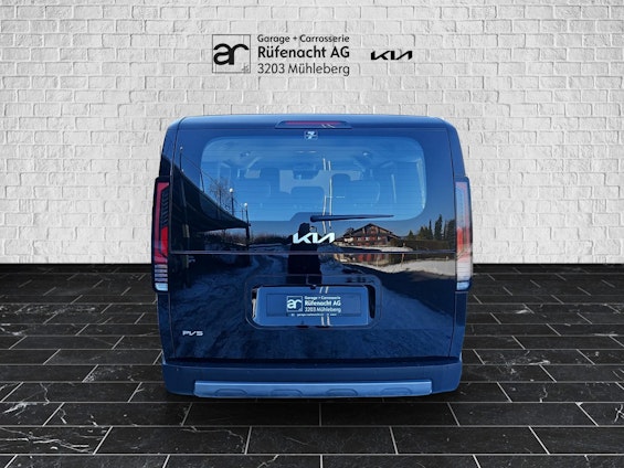 Vehicle image 3 Vehicle image 3