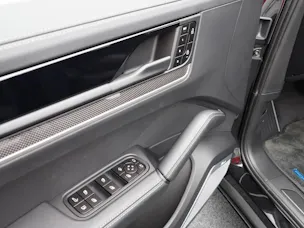 Porsche Cayenne Turbo E-Hybrid Coupé