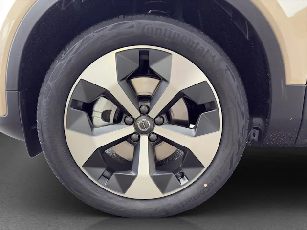 Volvo XC40 B3 Benzin Mild Hybrid Xcite DCT