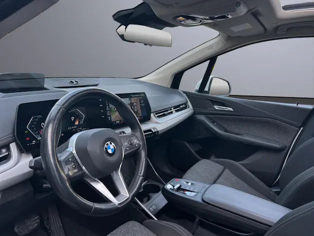 BMW 223d Active Tourer xDrive DKG