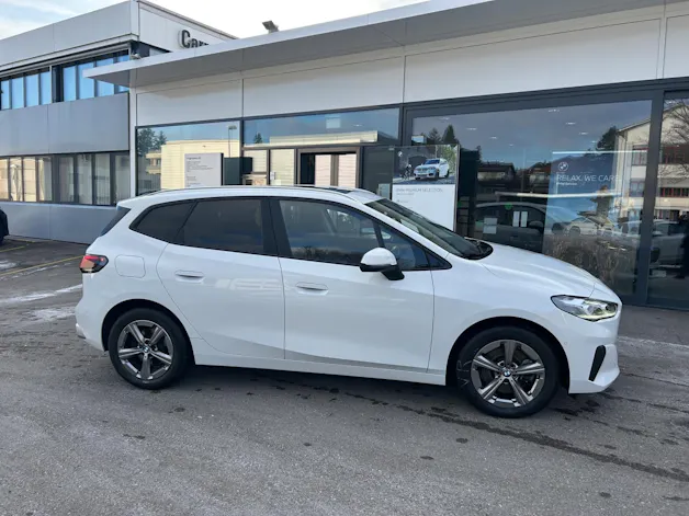 BMW 223d Active Tourer xDrive DKG
