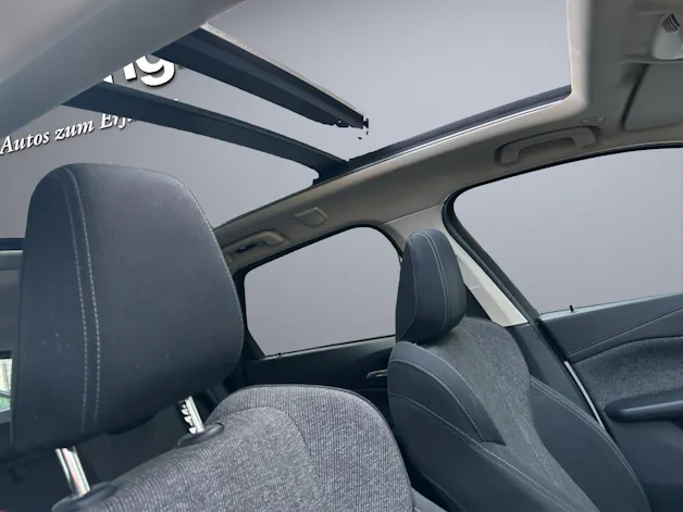 BMW 223d Active Tourer xDrive DKG