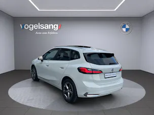BMW 223d Active Tourer xDrive DKG