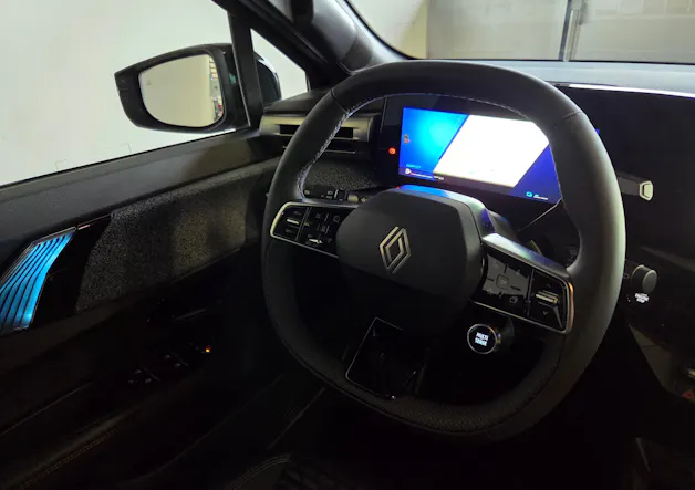 Renault CLIO E-TECH FULL HYBRID techno full hybrid E-Tech 160