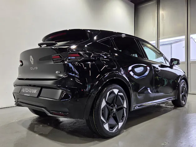 Renault CLIO E-TECH FULL HYBRID techno full hybrid E-Tech 160