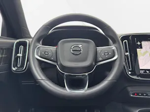 Volvo XC40 B4 Benzin Mild Hybrid R-Design Geartronic
