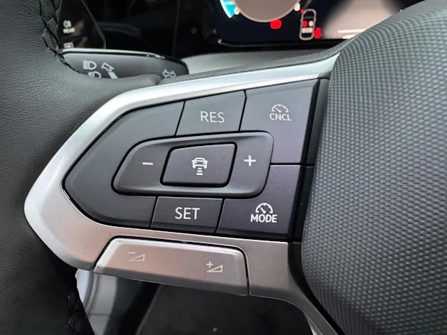 VW Golf 1.5 TSI Basis