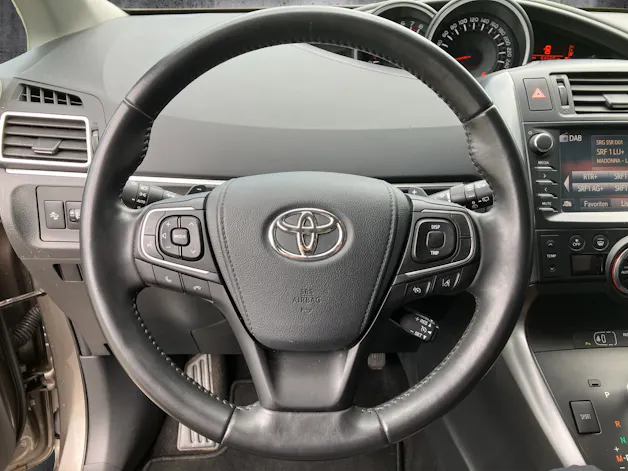 Toyota Verso 1.8 VVT-i Limited Edition 7P