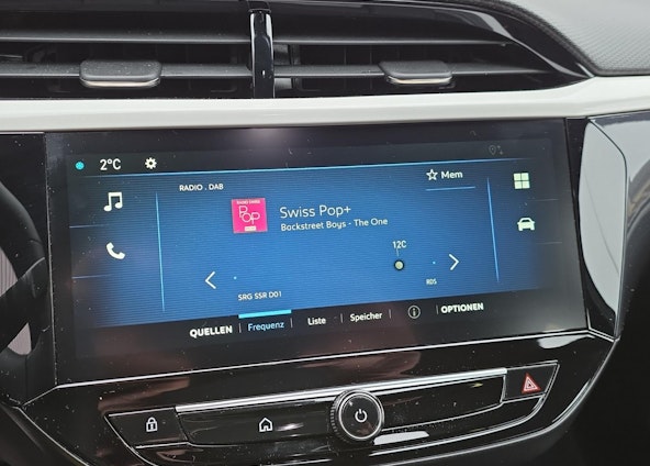 Vehicle image 19 Vehicle image 19