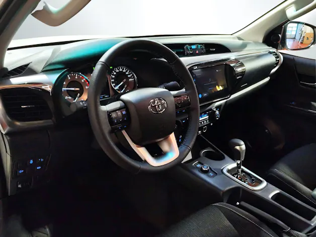 Toyota Hilux Double Cab.-Pick-up 2.8 D-4D MHEV 230 Style