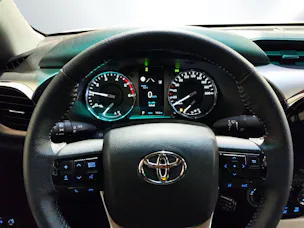 Toyota Hilux Double Cab.-Pick-up 2.8 D-4D MHEV 230 Style