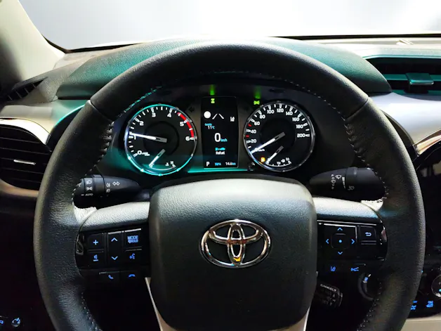 Toyota Hilux Double Cab.-Pick-up 2.8 D-4D MHEV 230 Style