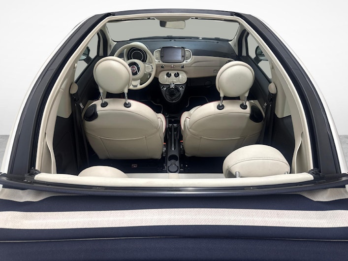 Vehicle image FIAT 500