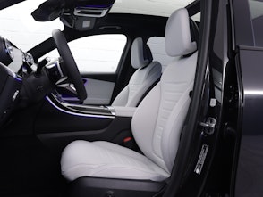 Vehicle image MERCEDES-BENZ GLC 220 d AMG Line 4matic