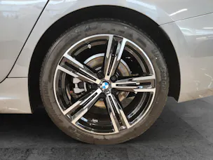 BMW 320d xDrive SAG Touring Attraktiven Leasingzinssatz ab 1,9 % bei Abschluss einer BMW Fahrzeugversicherung