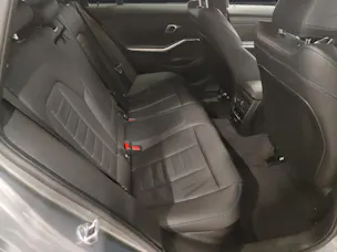 BMW 320d xDrive SAG Touring Attraktiven Leasingzinssatz ab 1,9 % bei Abschluss einer BMW Fahrzeugversicherung