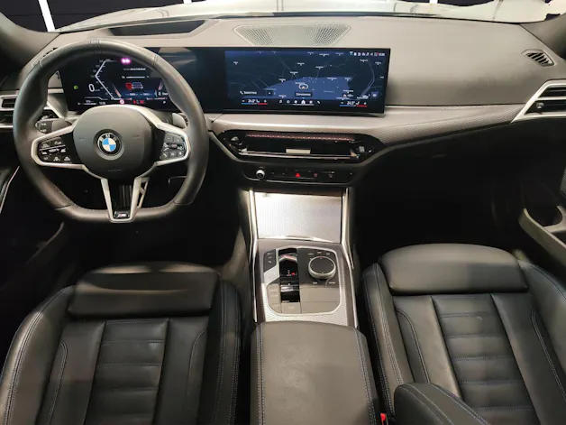 BMW 320d xDrive SAG Touring Attraktiven Leasingzinssatz ab 1,9 % bei Abschluss einer BMW Fahrzeugversicherung