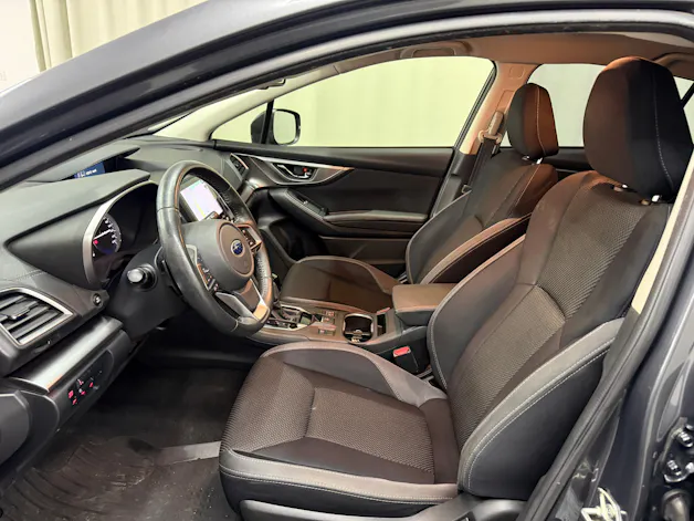 Subaru Impreza 2.0i e-Boxer Advantage AWD CVT