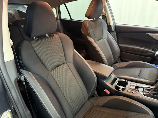 Subaru Impreza 2.0i e-Boxer Advantage AWD CVT