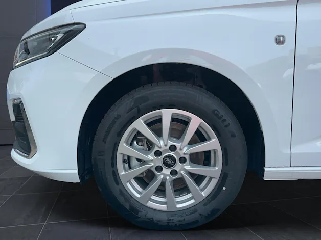 Ford TOURNEO Connect 2.0 EcoBlue 122 PS Titanium AUTOMAT
