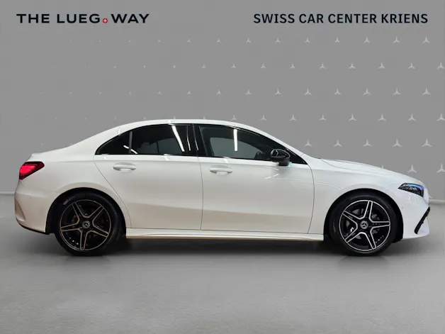 Mercedes-Benz A 200 - AMG / Rückfahrkamera / Sitzheizung / Lenkradheizung