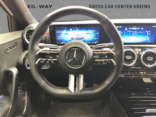 Mercedes-Benz A 200 - AMG / Rückfahrkamera / Sitzheizung / Lenkradheizung