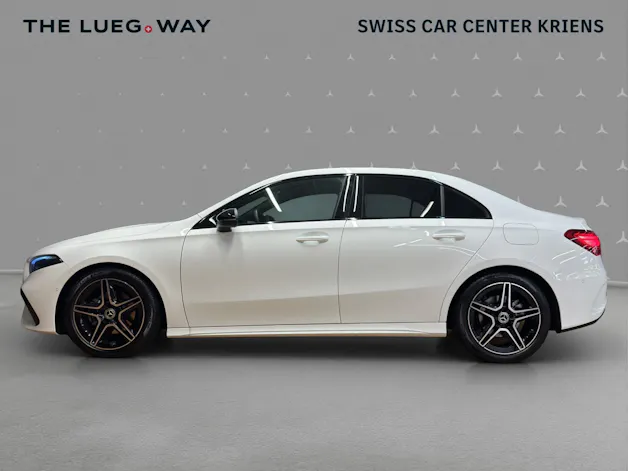 Mercedes-Benz A 200 - AMG / Rückfahrkamera / Sitzheizung / Lenkradheizung