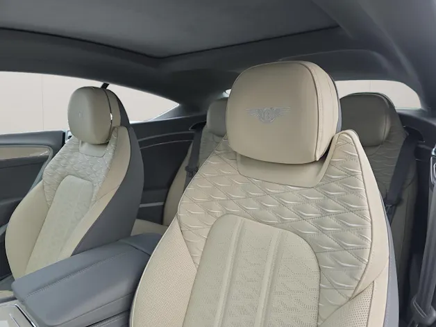 Bentley Continental GT 4.0 V8 PHEV 782 PS Mulliner/ 1.9% Leasing möglich.