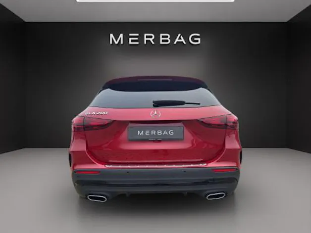 Mercedes-Benz GLA 200 Night Star 7G-D