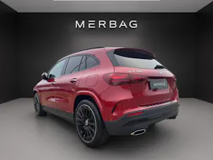 Mercedes-Benz GLA 200 Night Star 7G-D