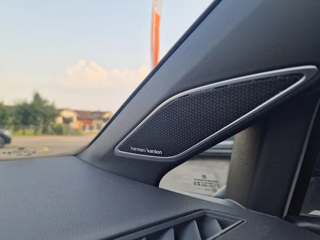 VW Golf Variant 2.0 TSI R DSG 4 Motion