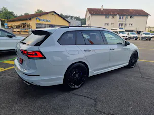 VW Golf Variant 2.0 TSI R DSG 4 Motion