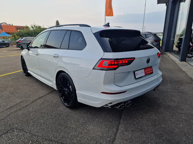 VW Golf Variant 2.0 TSI R DSG 4 Motion