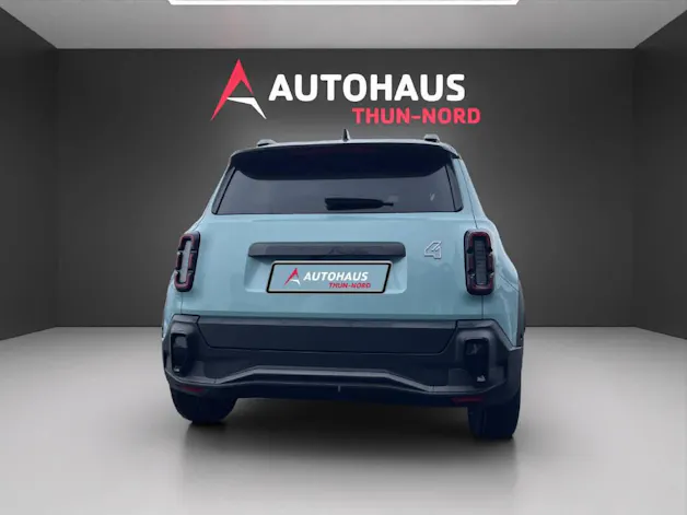 Renault R4 E-Tech Comfort Range iconic